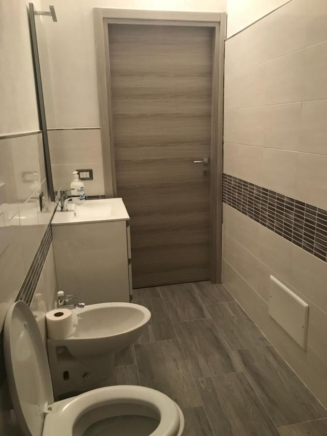 Bella'S House Apartment Castelsardo Bagian luar foto